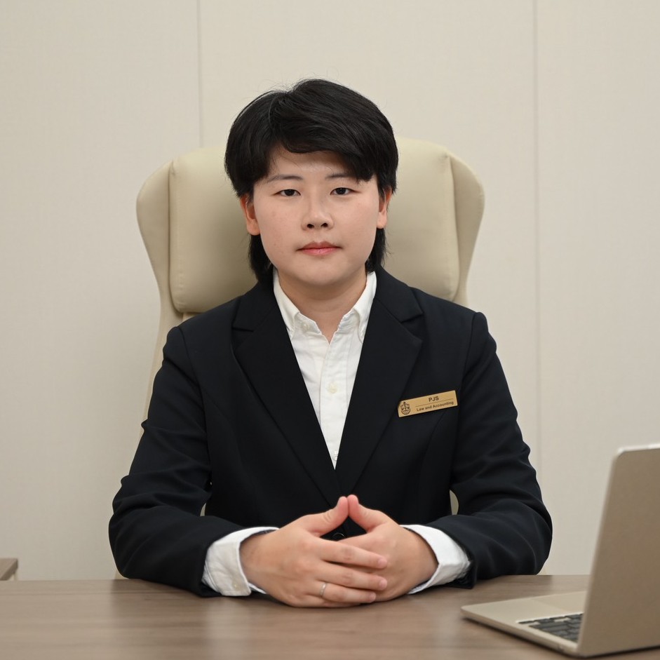 วิชญาพร ชนาธินาถ